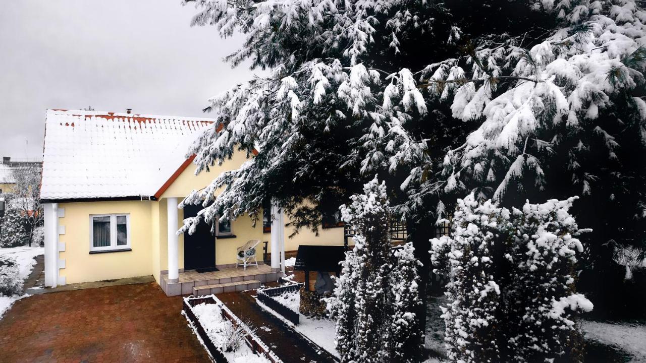 Agroturystyka Barycz 46 Konskie Luaran gambar